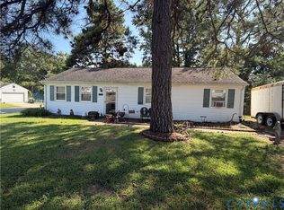 3700 Settlers Ln, Hopewell, VA 23860