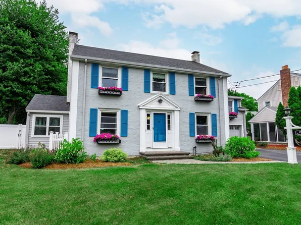 158 Warren St, Waltham, MA 02453