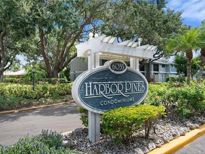 6033 34th St W APT 10, Bradenton, FL, 34210
