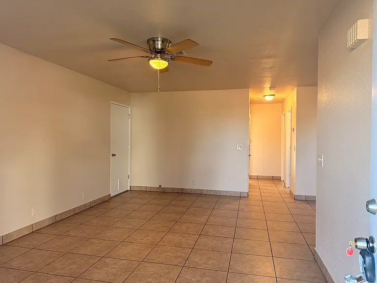 135 Brookridge Dr — Photo 3