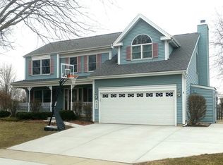 885 New Britton Rd, Carol Stream, IL 60188