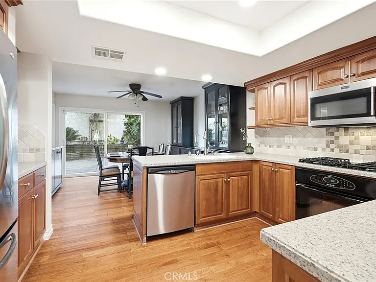 2235 El Capitan Dr — Photo 35
