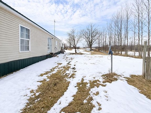 3rd image of 4742 W Curtis Rd