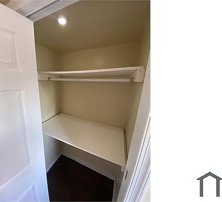 1520 W Champlost St #3F — Photo 10