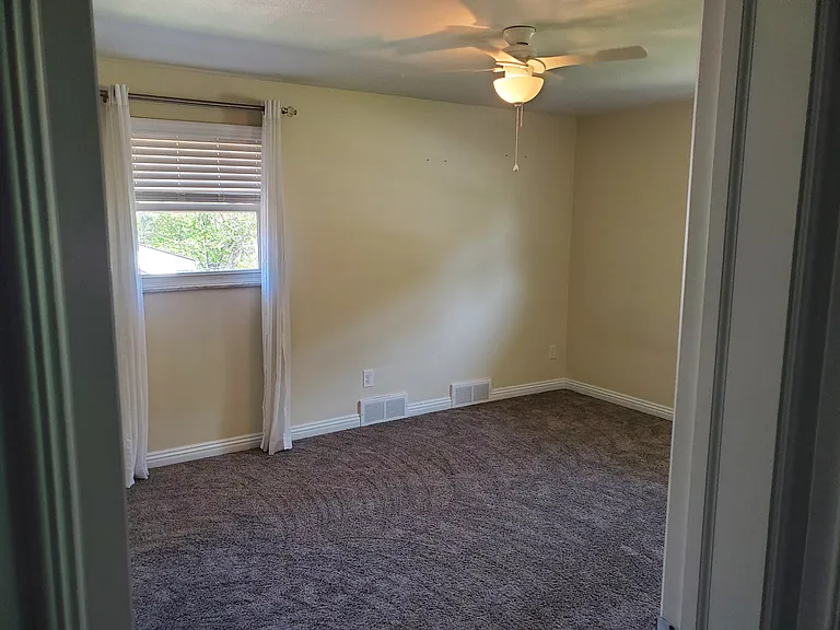 4697 Tomer Dr — Photo 19