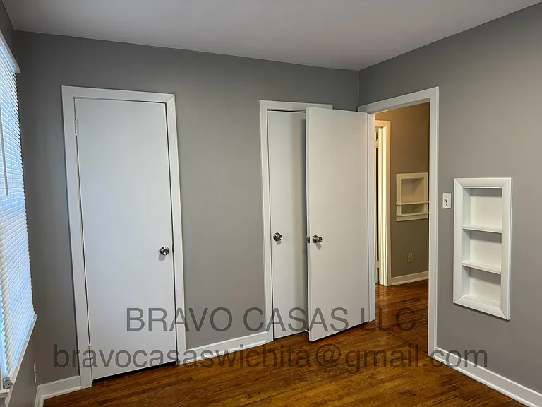 2232 S Glendale St — Photo 10
