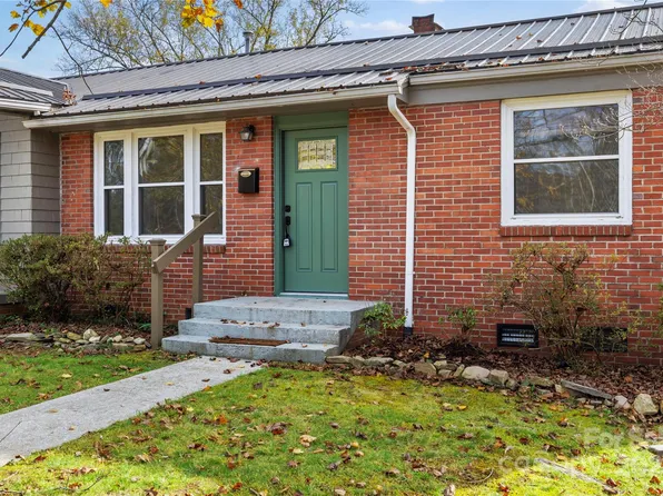 30 Elm Bend Rd, Brevard, NC 28712