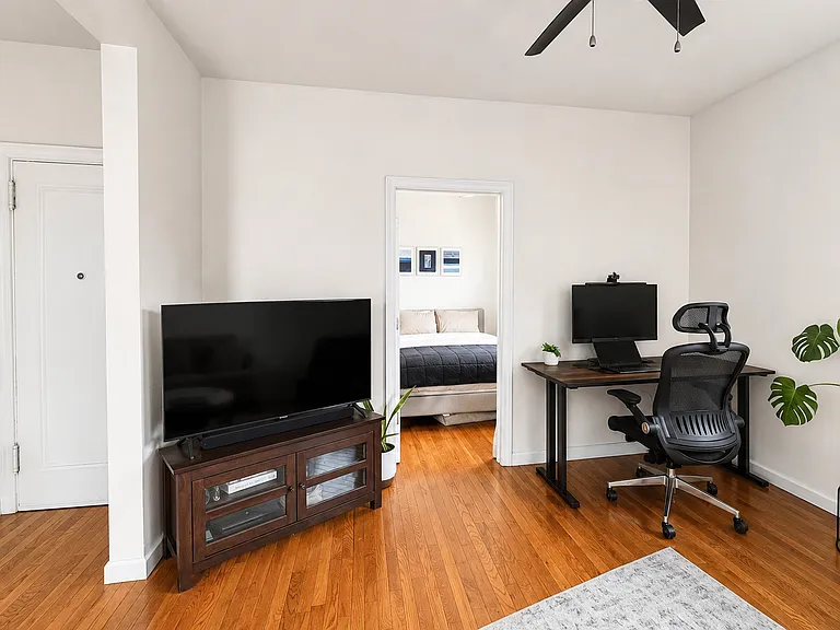 644 Driggs Ave #6 — Photo 6