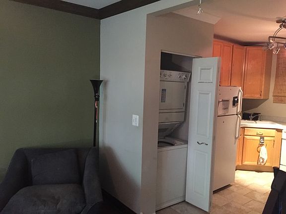5th image of 1603 W Ainslie St APT 2