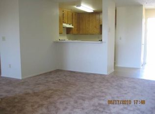 2052 N Bush St APT 200, Santa Ana, CA 92706