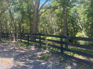 1425 Renbar Rd, De Leon Springs, FL 32130