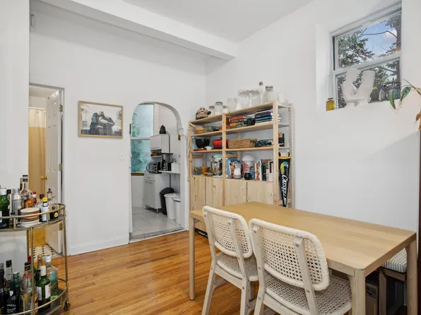 203 Baltic Street image 3 of 12