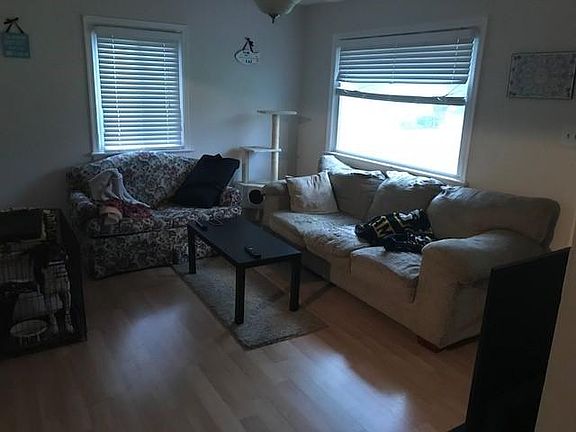 3rd image of 8440 Dell Ray Dr