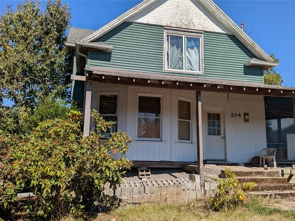 204 Van Horn Road, Castle Rock, WA 98611