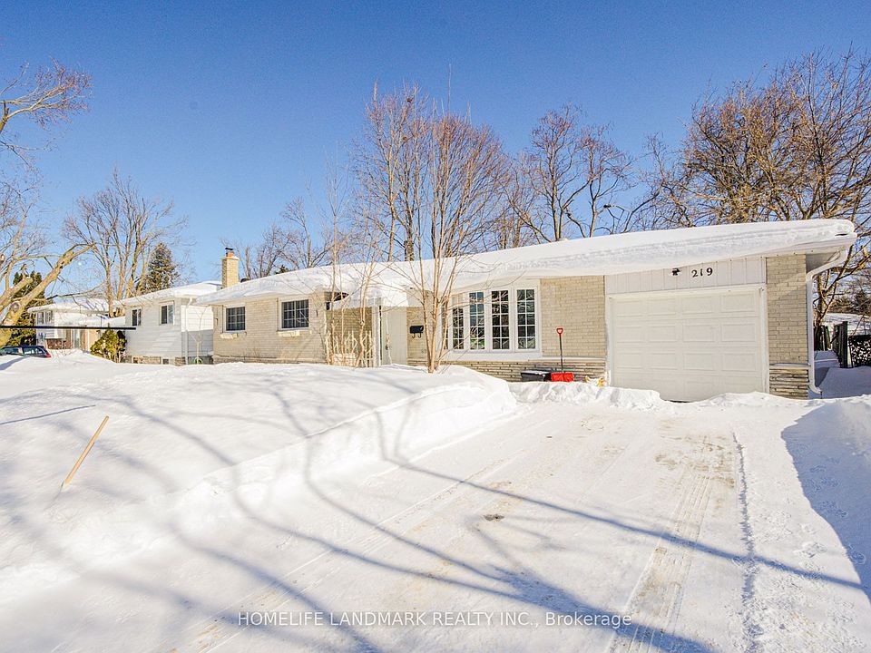 1st image of 219 Cook St