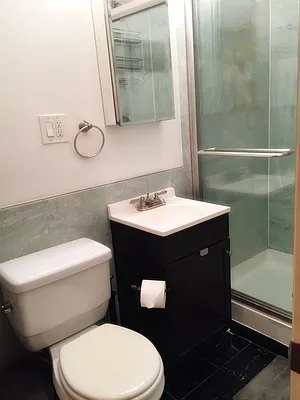 Rented by Aryeh Realty | media 36