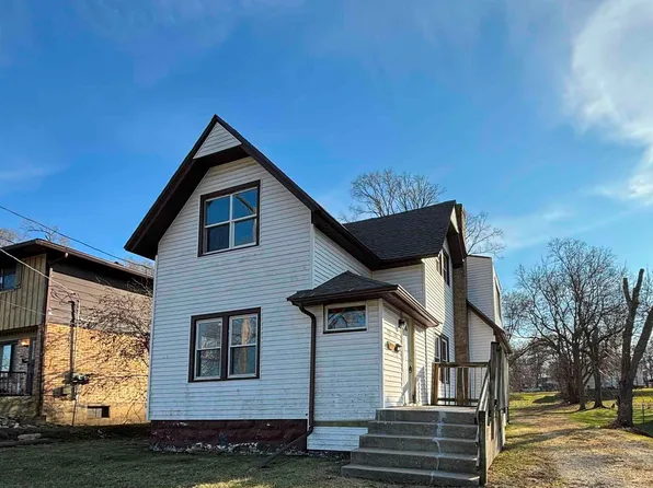 1134 Sherman Ave, Rockford, IL 61101