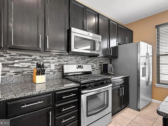 3rd image of 1707 Walcott Ln #17O7