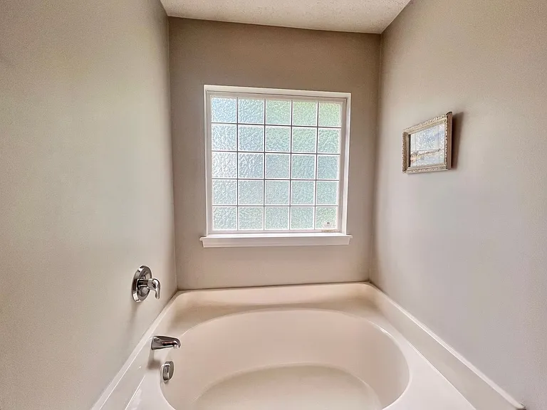 2019 Spring Creek Dr — Photo 14
