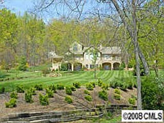 1st image of 241 Chestnut Oaks Dr