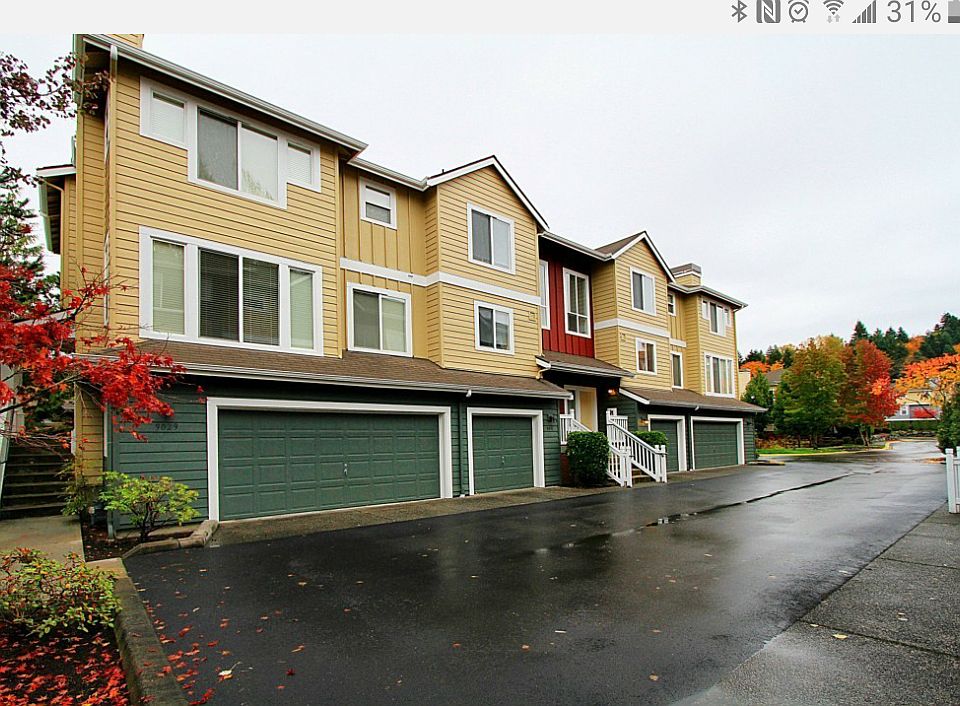 2nd image of 9031 161st Pl NE