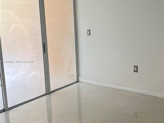 3rd image of 6225 Kendale Lakes Cir APT 263