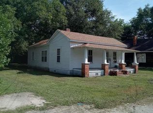 311 Dixon St, Mullins, SC 29574
