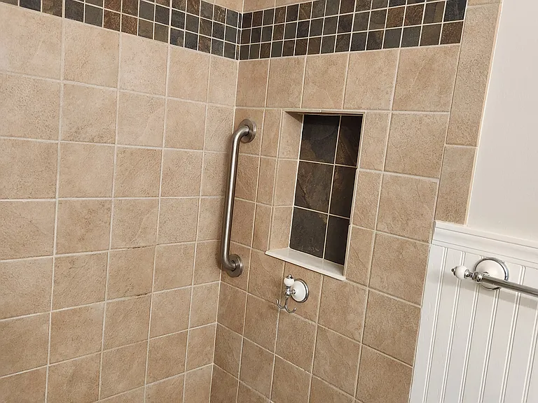 3412 Rainview Cir — Photo 9