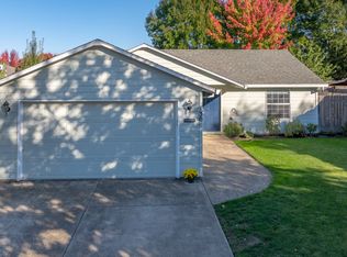 130 SW West Hills Dr, McMinnville, OR 97128