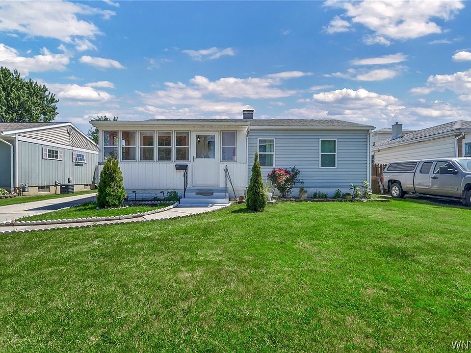 1st image of 243 Desmond Dr