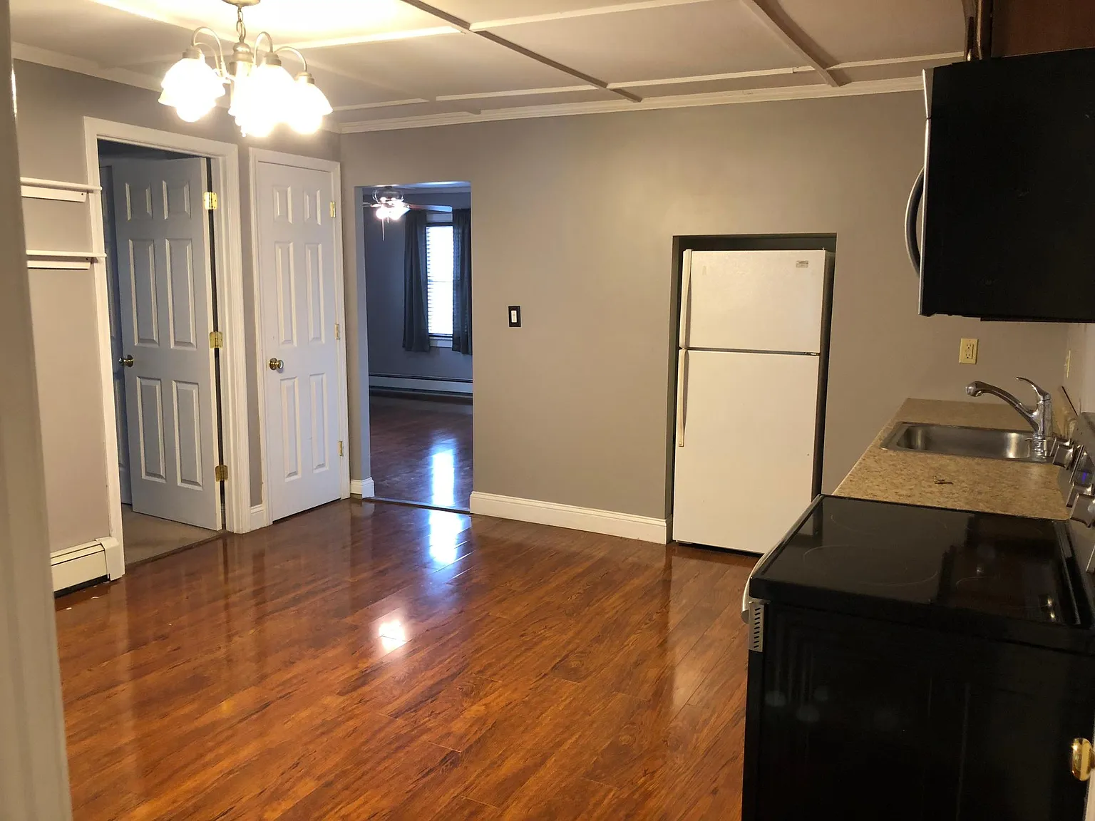 1 bed, 750 sqft, $1,500 — Photo 2
