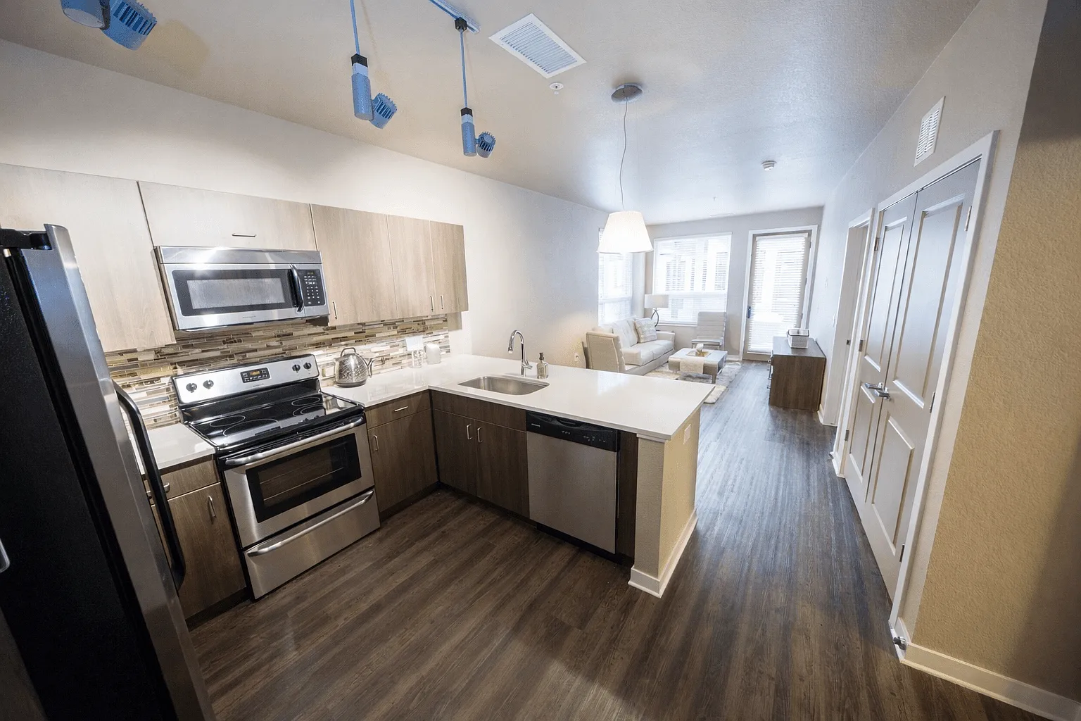 Highland Place — Photo 2