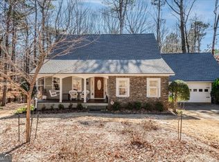 122 Little Ridge Rd, Berkeley Lake, GA 30096