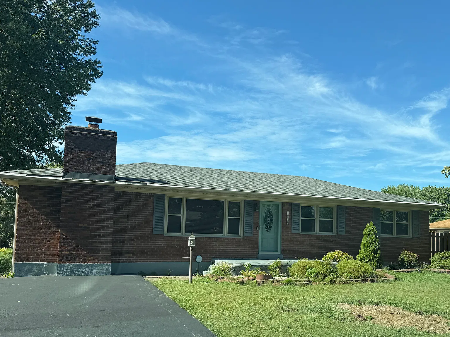 4 bed, 1431 sqft, $2,500 — Photo 1