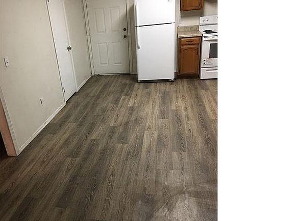 3rd image of 822 S Virginia St #A