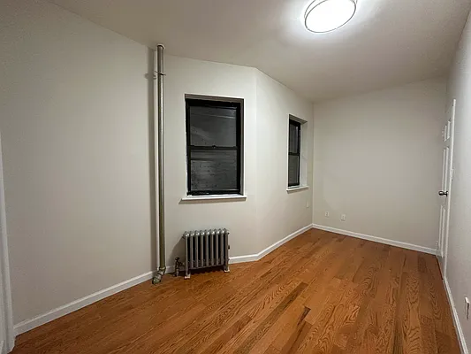 Rented by Oxford Property Group | media 17