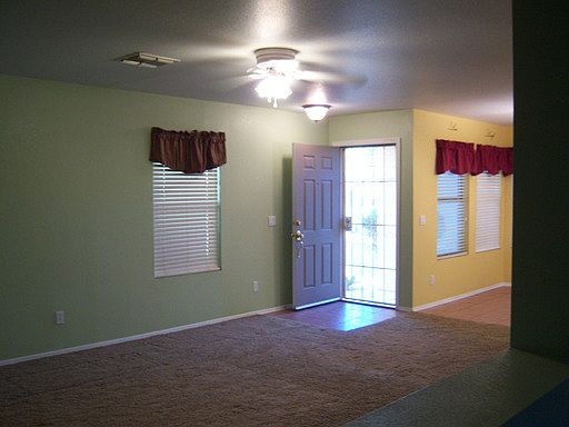 4th image of 2262 E Peach Tree Dr