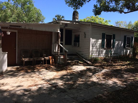 3rd image of 1015 Marion St
