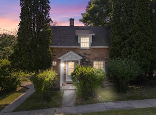 2084 Mill St, East Troy, WI 53120
