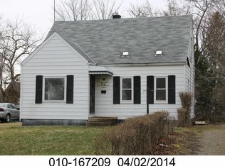 2416 Meredith Dr, Columbus, OH 43219
