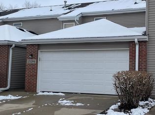 25284 Shannon Dr, Manhattan, IL 60442