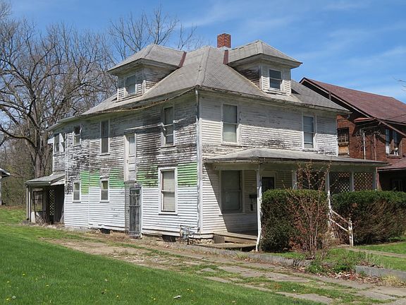3rd image of 169 Western Ave