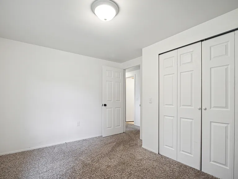 2480 Collegewood St — Photo 12