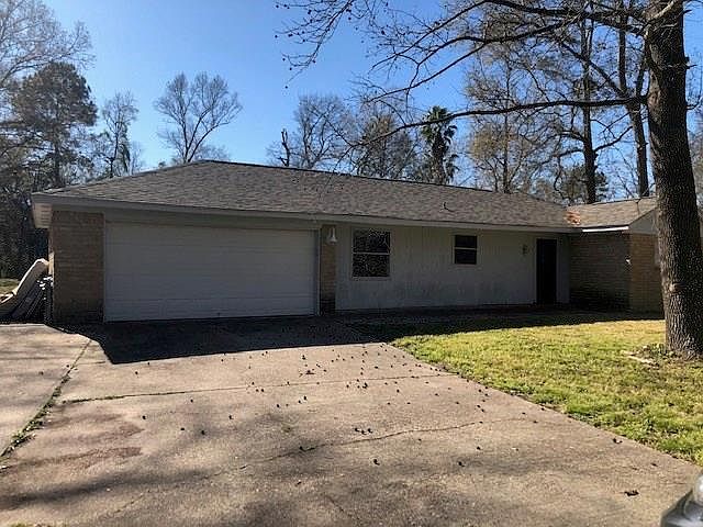 1st image of 17130 Live Oak Cir