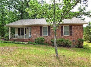 2975 Peach Orchard Rd, Dalzell, SC 29040