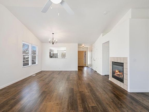 4th image of 8703 Silver Glen Dr