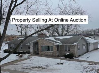 705 S Buchanan St, Prairie Du Chien, WI 53821