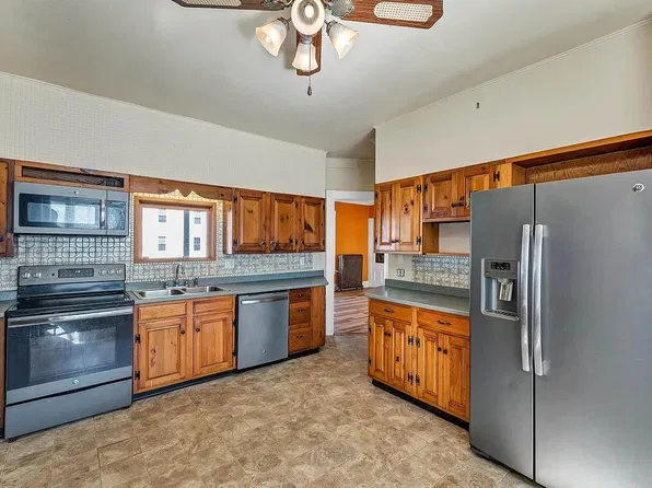 48 Washington St #1, Conway, NH 03818