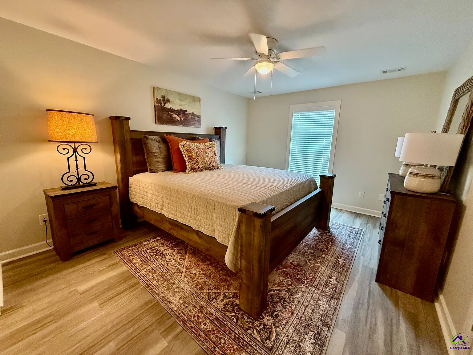 2 bed, 2.0 bath, 1320 sqft, $1,650 — Photo 4