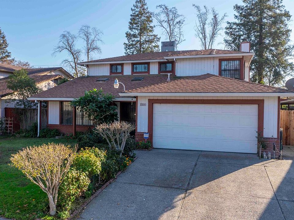 1st image of 8909 N Liscarney Way